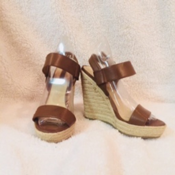 Forever 21 Wedges - Picture 7 of 7